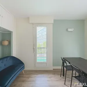 Flexliving - - Croix Nivert , Paris France